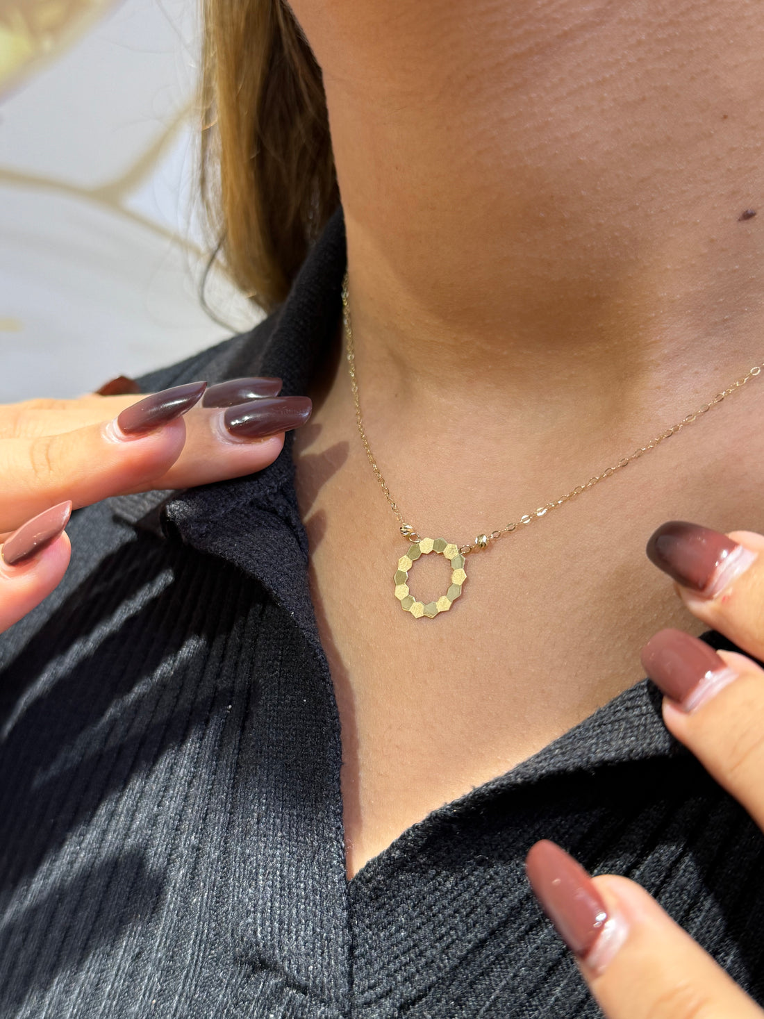 Collier Cercle Facetté en Or 18K