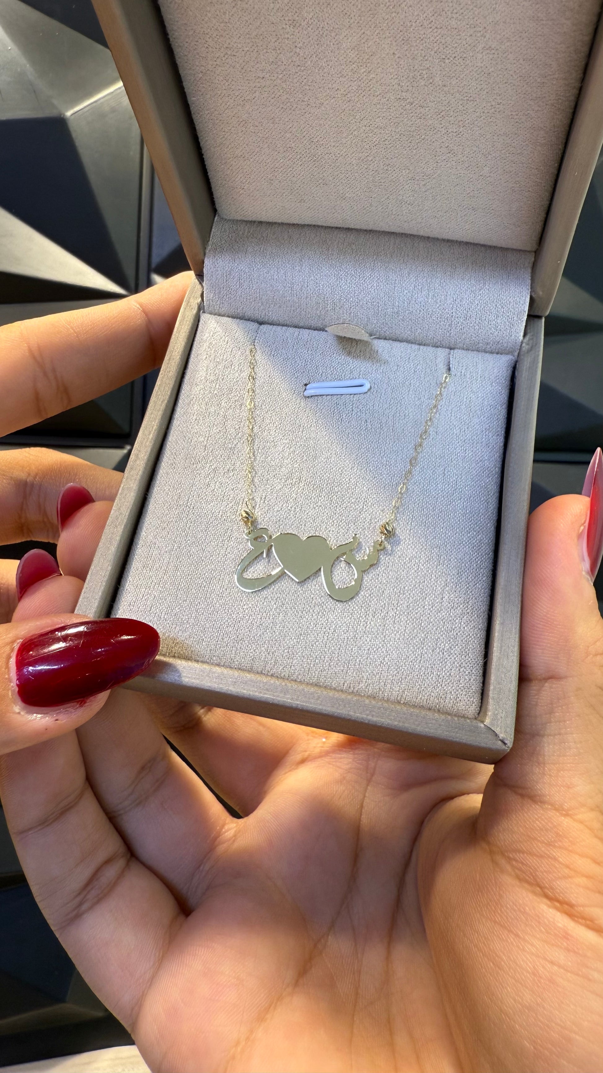 Collier Prénom Personnalisé & Cœur en Or 18K