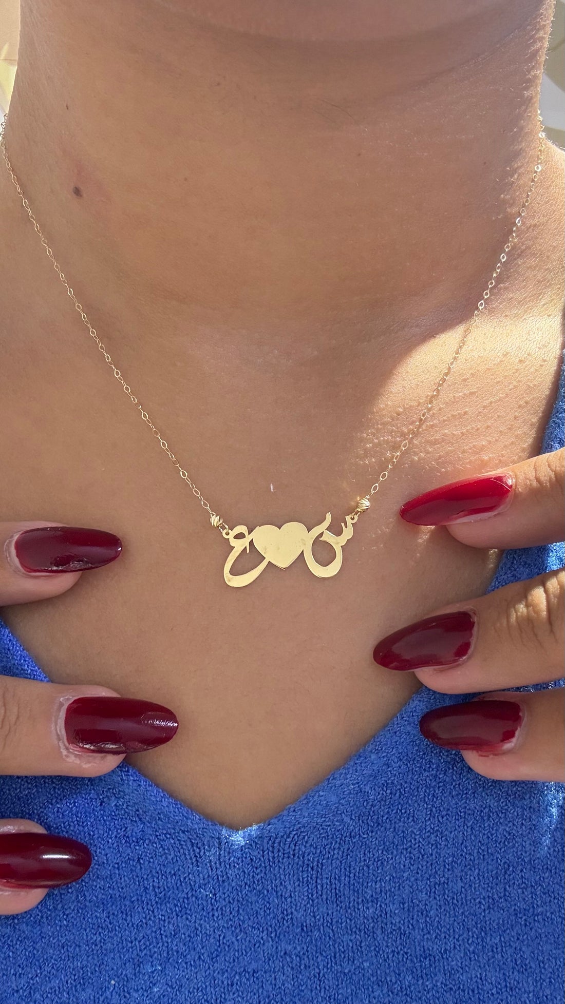 Collier Prénom Personnalisé & Cœur en Or 18K détail